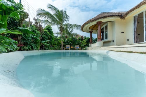 Malai | 1 Suite With Private Garden, Sit out, & Plunge Pool | 15 Mins from Panch Ratnas – 1 bedroom villa in Chennai, Tamil Nadu