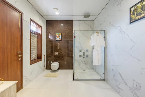 Kvanya Mansion | Regal 5-BHK Getaway With Pvt Pool, Home Theater, Gym & Garden