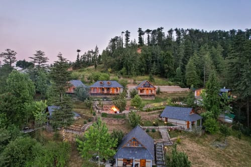 Cedarwood Cottage – 2 bedroom villa in Shimla, Himachal Pradesh