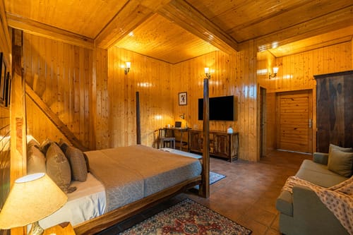 Lush @ Chalet Rushli - Kanatal – 5 bedroom villa in Mussoorie, Uttarakhand