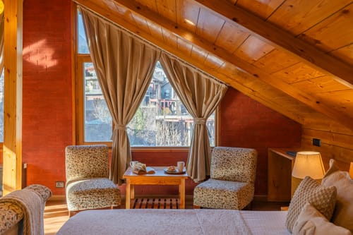 2 Rooms @ Johnson Studios – 2 bedroom villa in Manali, Himachal Pradesh