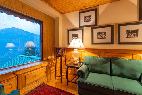 Maharaja Suite @ The Imperial Estate – 1 bedroom villa in Manali, Himachal Pradesh