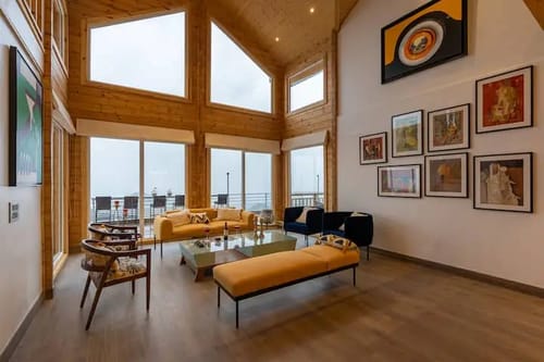 Wooden chalet @ Soul Stories ( 4 BH Luxury Villa ) – 4 bedroom villa in Mussoorie, Uttarakhand