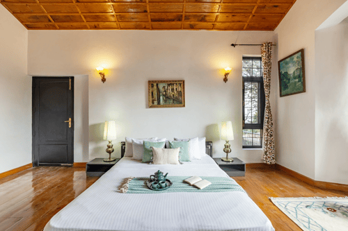 Thistle House | Pet-friendly 4-BHK Hideaway with Gazebo & Terrace by Bhimtal Lake – 4 bedroom villa in Nainital, Uttarakhand