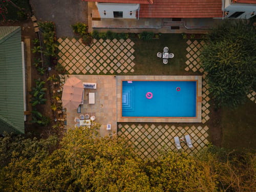 Casa Mocha | 5-BHK Pet-friendly Retreat With Pvt Pool, Verandah & Ent Lounge – 5 bedroom villa in Alibaug, Maharashtra