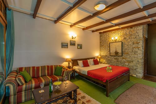 The Kathguni House – 3 bedroom villa in Manali, Himachal Pradesh