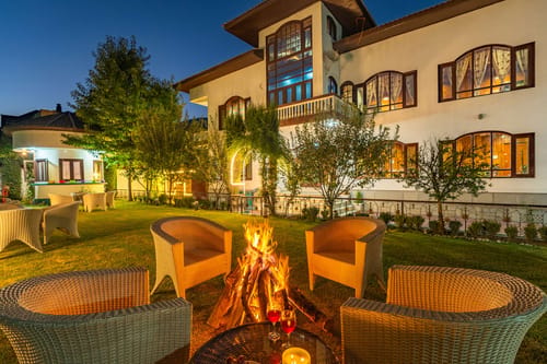 Dusk @ Wooden Arches – 2 bedroom villa in Srinagar, Jammu And kashmir