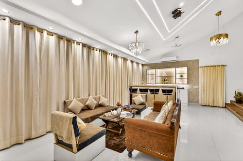 Crystal Farms | Pet-friendly 3-BHK Farmhouse with Private Pool, Bar, Garden & Elegant British Interiors | Close to Qutub Minar – 3 bedroom villa in Delhi NCR, Delhi