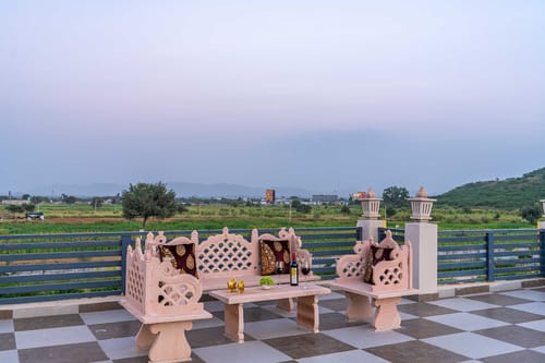 Badshah Farmstay – 3 bedroom villa in Jaipur, Rajasthan