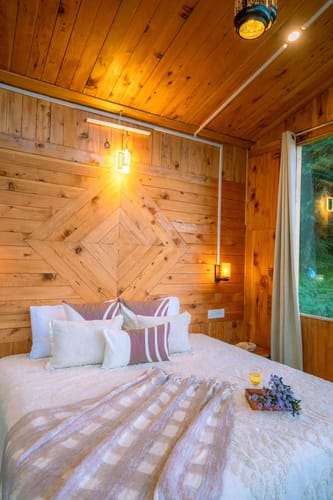 Van Gogh's Treehouse|Jacuzzi|Bonfire|Starry Nights