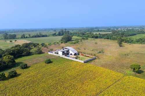Whispering Arc – 4 bedroom villa in Jim Corbett, Uttarakhand