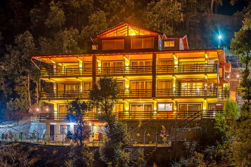 4 Rooms @ Golden Bliss Cottage - Ramgarh – 4 bedroom villa in Nainital, Uttarakhand