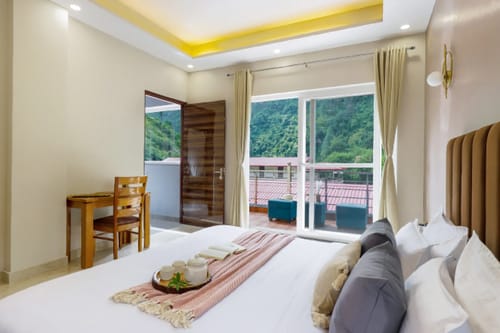 Avasa | 3-BHK | Lush Garden | Outdoor Sitting Area | Terrace | Gazebo – 3 bedroom villa in Nainital, Uttarakhand