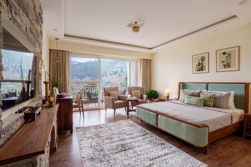 Summit @ The Mohru Estate - Chail w/ Heated Pool – 4 bedroom villa in Shimla, Himachal Pradesh