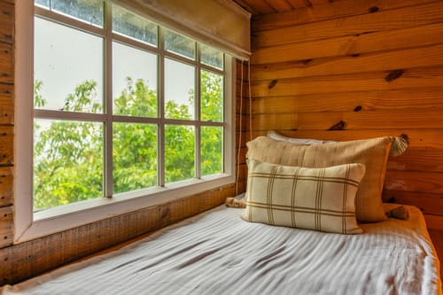 Peak @ Chalet Rushli - Kanatal – 3 bedroom villa in Mussoorie, Uttarakhand