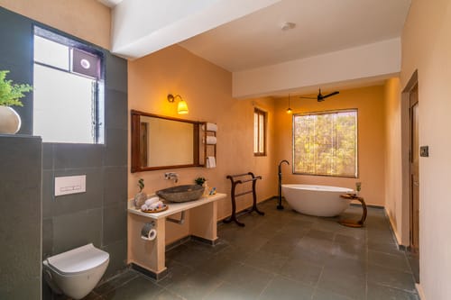 Truntum – 11 bedroom villa in Karjat, Maharashtra