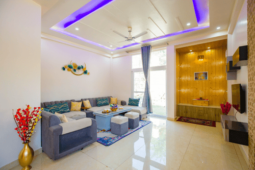 Clouds Nest | 4-BHK Pet-friendly Retreat With Terrace & Hill Views by Naukuchiatal – 4 bedroom villa in Nainital, Uttarakhand