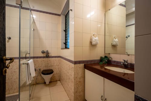 Gulmohar Gardens – 6 bedroom villa in Lonavala, Maharashtra