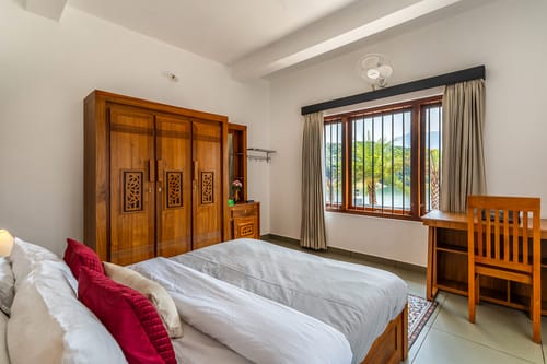 Lagoons Villa - Peruvannamuzhi