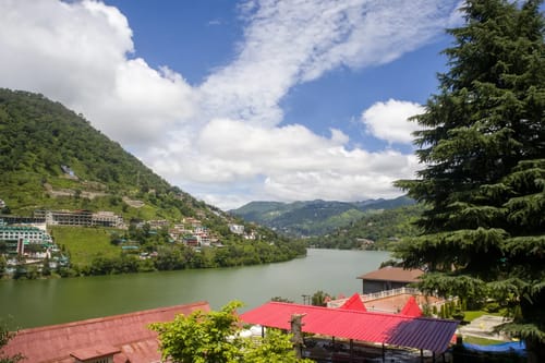 Irayna | 4-BHK | Garden & Lake View | Studio Room – 4 bedroom villa in Nainital, Uttarakhand