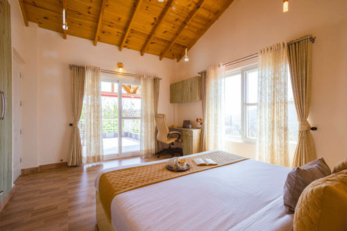 Clouds Nest | 4-BHK Pet-friendly Retreat With Terrace & Hill Views by Naukuchiatal – 4 bedroom villa in Nainital, Uttarakhand