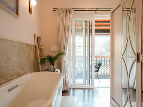 Opalys | 4-BHK | Pvt Pool & Garden | Lift – 4 bedroom villa in North Goa, Goa