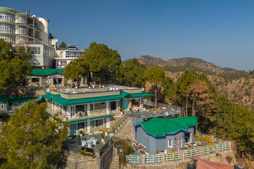 Serene w/ Outdoor Bonfire – 6 bedroom villa in Kasauli, Himachal Pradesh