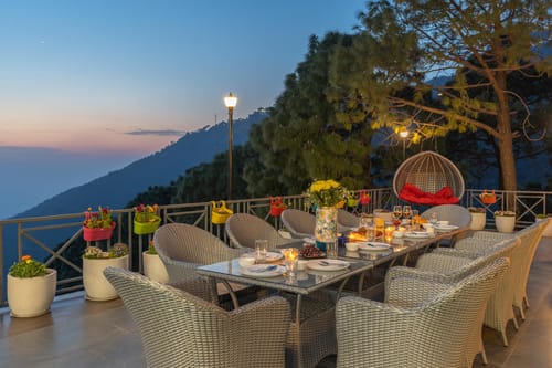 Luna @ Ridge Of Twilight W/ Jacuzzi – 1 bedroom villa in Kasauli, Himachal Pradesh