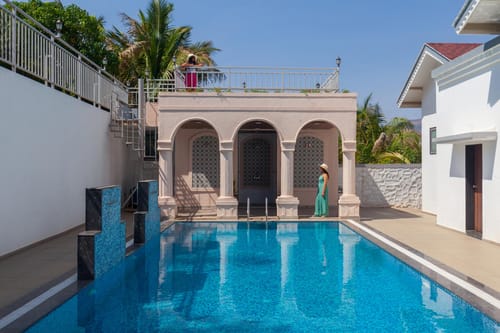 Bellevue Palace – 4 bedroom villa in Nashik, Maharashtra