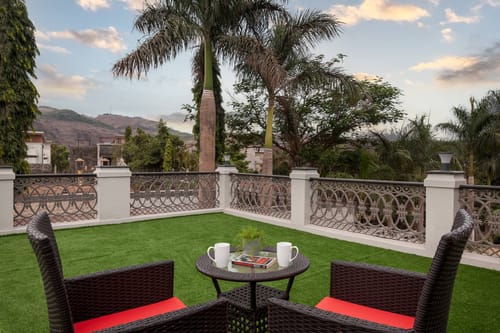 Cinematica @ The CinCin – 4 bedroom villa in Lonavala, Maharashtra