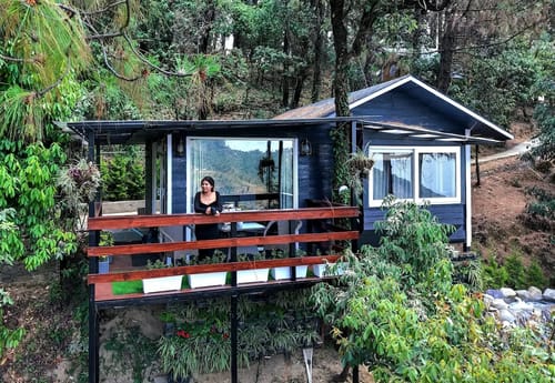 Waterfall Vista- Luxe Treehouse by "The Skydrift" – 1 bedroom villa in Mussoorie, Uttarakhand