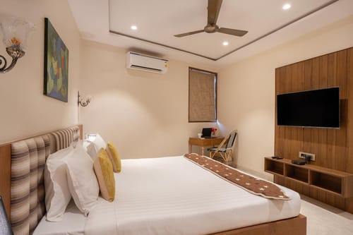 Tree House @ Sula Wada