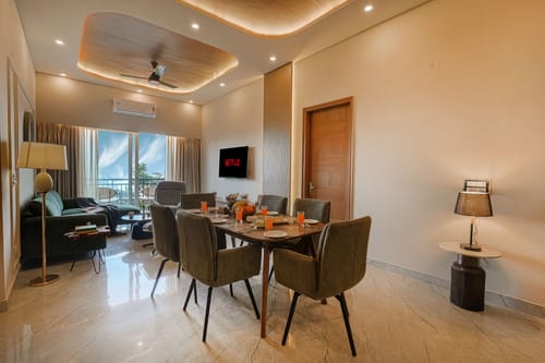 Dochi  |  4-BHK apartment with Hill Views, Living Room, & Balconies – 4 bedroom villa in Kasauli, Himachal Pradesh