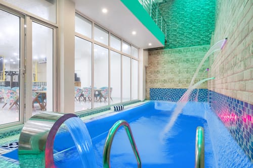 Miyabi Premium Suite | Chic 1-BHK Suite With Common Pool, Terrace & Gym