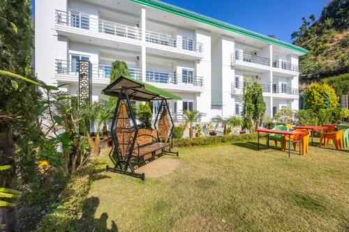 Kingdom Heartz | Elegant Pet-friendly 2-BHK Apartment With Balcony, Common Pool, Common Garden & Restaurant  – 2 bedroom villa in Nainital, Uttarakhand