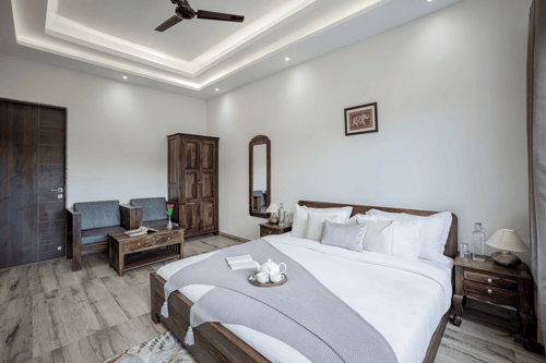Kasturi Villa | 4-BHK Pet-Friendly Villa With Views of Sajjangarh Palace – 4 bedroom villa in Udaipur, Rajasthan