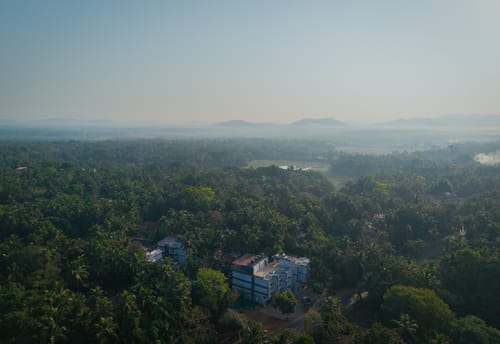 Goan Bliss Deluxe Room | Boutique Resort Stay Near Varca & Benaulim Beaches with Pool, Restro & Library – 1 bedroom villa in South Goa, Goa