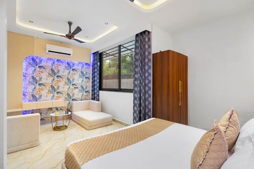 Shreya Blossom Retreat | 4-BHK Villa With Private Pool, Gazebo, Garden, Bar & Scenic Aravali Views