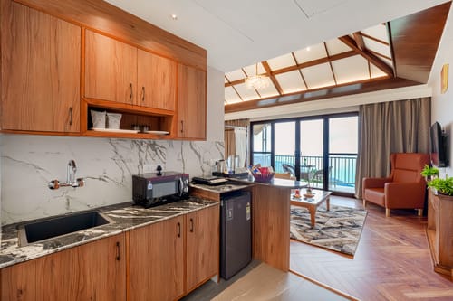 Himalayan Escape Serenica Cottage | 1 Hillside with Bathtub, Kitchenette, Shared Garden, Terrace & Views