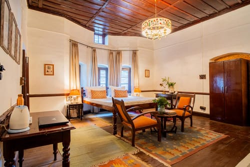 Colonial Retreat - Ranikhet – 3 bedroom villa in Nainital, Uttarakhand
