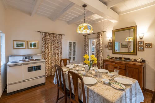 Springfield – 4 bedroom villa in Kasauli, Himachal Pradesh