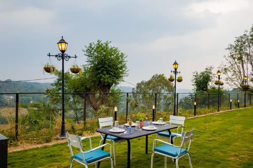 Esh Cottages Moss | Hilltop 2-BHK Retreat with Open-air Jacuzzi, Shared Garden, Pool & Cosy Lounge