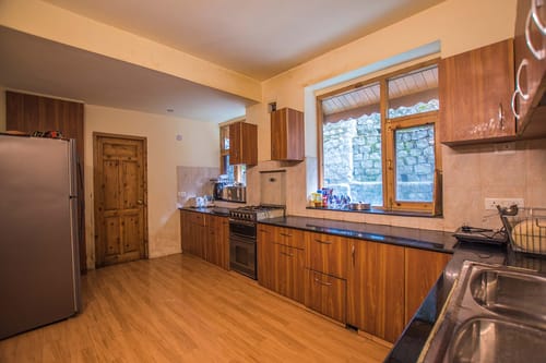 Maharani Suite @ The Imperial Estate – 1 bedroom villa in Manali, Himachal Pradesh