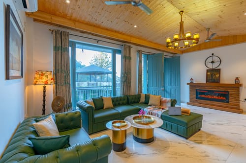 Bliss @ Aykon Estate w/ Outdoor Pool – 5 bedroom villa in Kasauli, Himachal Pradesh