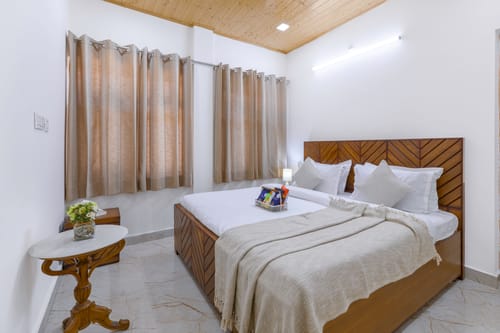 Vyasa | 3-BHK Cottage With Private Balcony & Hill Views | 5 mins From Mussoorie Lake – 3 bedroom villa in Mussoorie, Uttarakhand