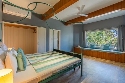 Rose @ Serene w/ Outdoor Bonfire – 5 bedroom villa in Kasauli, Himachal Pradesh