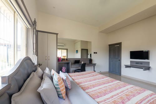 Golden Sunsets – 4 bedroom villa in Alibaug, Maharashtra