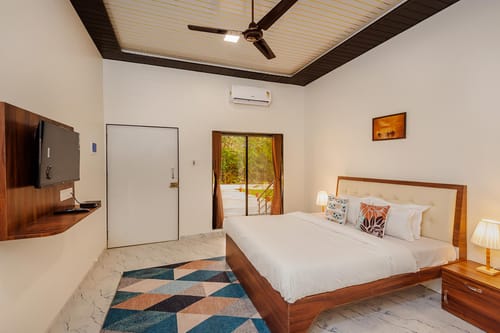 Mango Splash – 8 bedroom villa in Karjat, Maharashtra