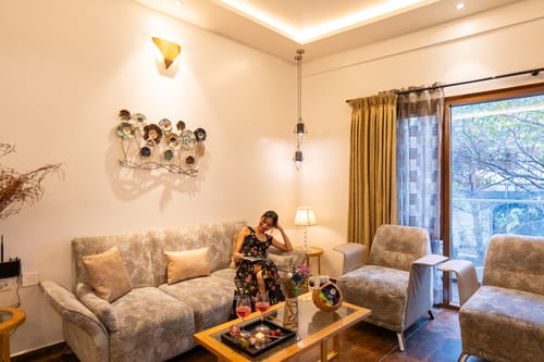 The Jazminn Alloyhall | 3-BHK Pet-friendly Apartment with Balcony | Near Bengaluru Palace – 3 bedroom villa in Bengaluru, Karnataka