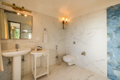 The Pink Magnolia – 4 bedroom villa in Mussoorie, Uttarakhand